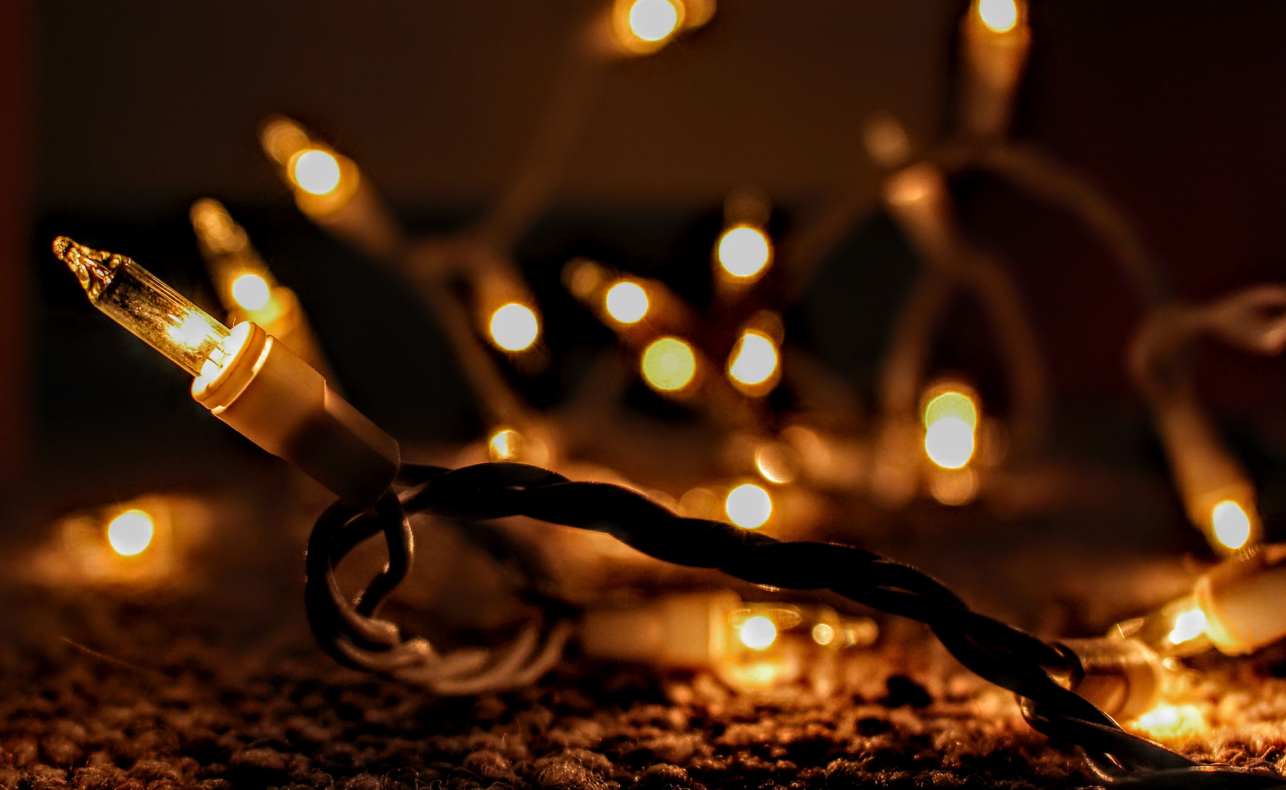 ¿Por qué mantener tus luces navideñas 